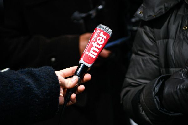 Radio France : Après l'humour, France Inter dégomme l'investigation