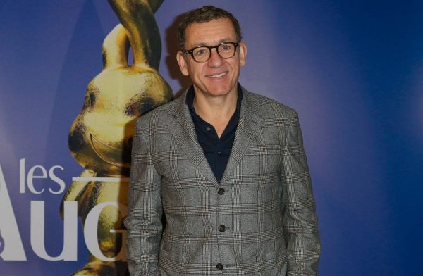 Dany Boon a retrouvé l'amour ! Il souffle ses 59 bougies accompagné de sa "jolie conjointe"