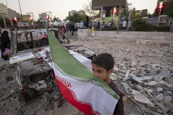 Guerre en Iran : "Dans le monde, des attentats pourraient viser en priorité les ambassades"