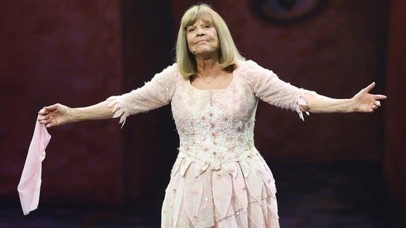 "Beaucoup de peine" : Chantal Goya ne peut plus chanter ce tube pour une raison insolite