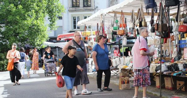 Photos. La braderie d'été bat son plein à Épinal sous le soleil ce dimanche