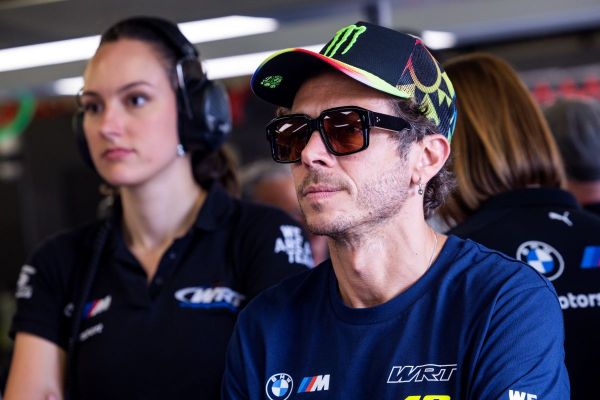 24 Heures de Spa : Comment Rossi a « recruté » Rast et Magnussen au coin d'un bar au Qatar