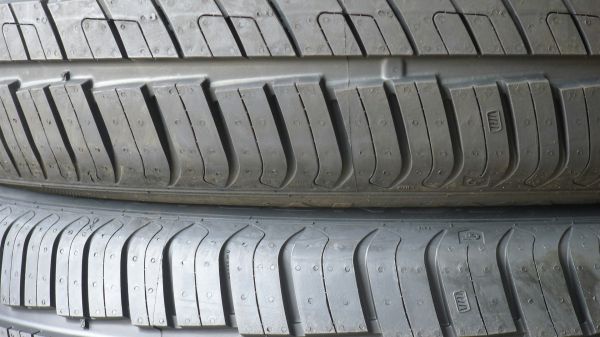 Quand et pourquoi changer ses pneus auto ?