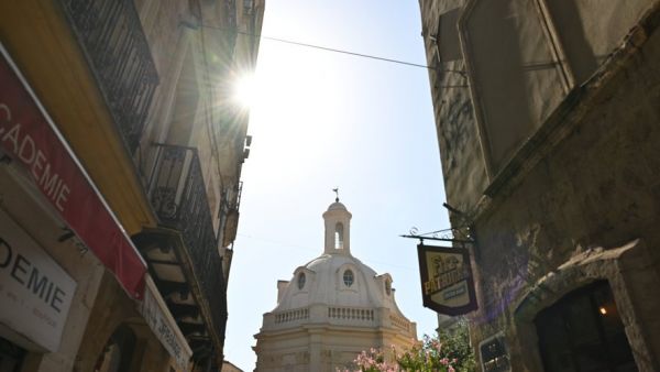 Alerte canicule en France : 84 départements en vigilance orange dès lundi, la semaine prochaine s'annonce très chaude