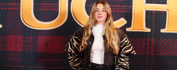 Star Academy 2024 : Emma fond en larmes et interrompt sa chanson en pleine tournée, la vidéo crève-coeur