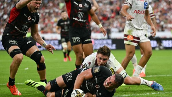 Finale de Top 14 : Toulouse vient à bout de Bordeaux-Bègles au terme d'un match irrespirable