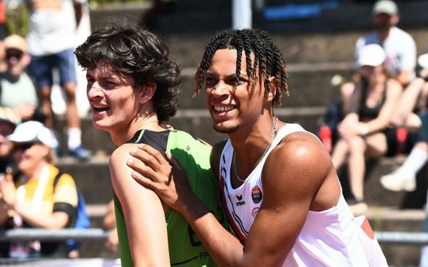 « Avec mon coach, on a vu que j'avais du potentiel sur cette épreuve », s'amuse Travis Collet, auteur de la meilleure performance européenne cadette sur 400 m haies