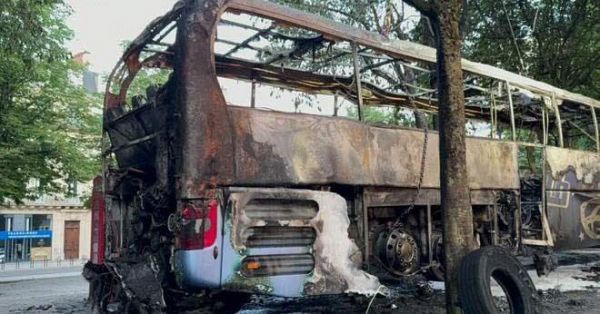 Dijon. Incendie d'un bus place Darcy : l'auteur condamné à deux ans ferme
