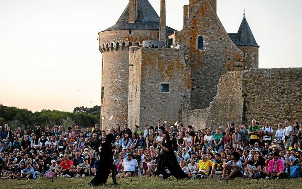 Ultramarin 2025 : le départ du Réveil des Ducs en images