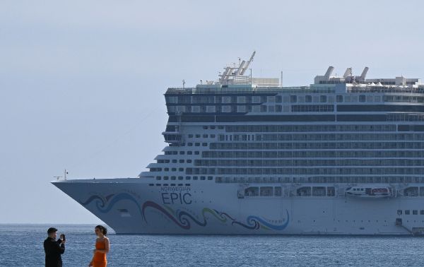 Après Nice, Cannes limite le nombre de paquebots géants dans sa baie