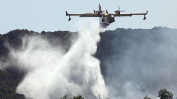 D'importants incendies dans l'Aude, des dizaines d'hectares brûlés et des personnes évacuées