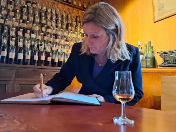 Taxes chinoises sur le cognac : vers un accord « dans les jours qui viennent »