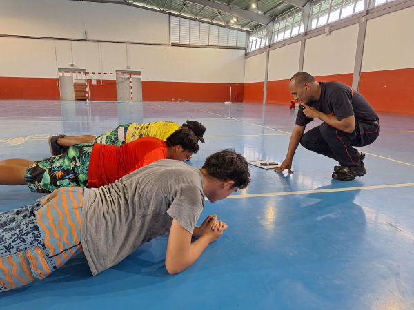 Teva i Uta recrute ses premiers jeunes sapeurs-pompiers