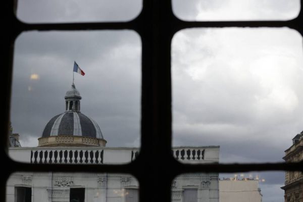 Pesticides: la décriée loi Duplomb soumise à des tractations décisives au Parlement
