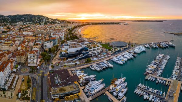 Immobilier : les stations balnéaires encore accessibles en 2025
