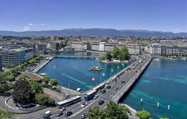 Les écoles de Genève ferment leurs portes aux élèves transfrontaliers