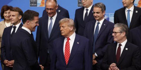 Pourquoi les dirigeants européens s'abaissaient-ils devant Trump au sommet de l'Otan ?