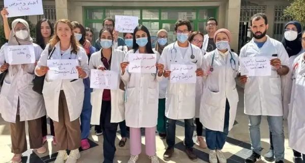 Tunisie : 7000 jeunes médecins en grève à partir du 1er juillet