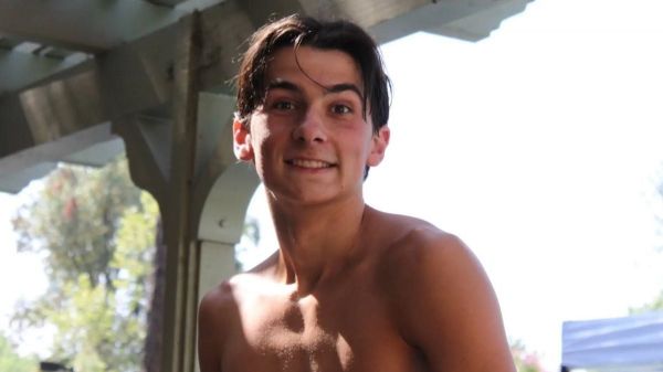 Les derniers mots glaçants d'un garçon de 14 ans, alors qu'il s'apprête à se jeter dans le vide sous les yeux de son père impuissant
