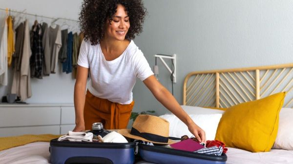 Un psychologue révèle que ce que vous mettez dans votre valise est révélateur de votre personnalité