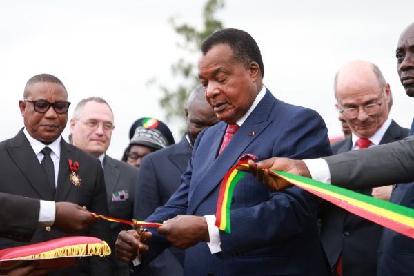 Congo : Denis Sassou Nguesso inaugure la distillerie d'alcool de N'Kayi