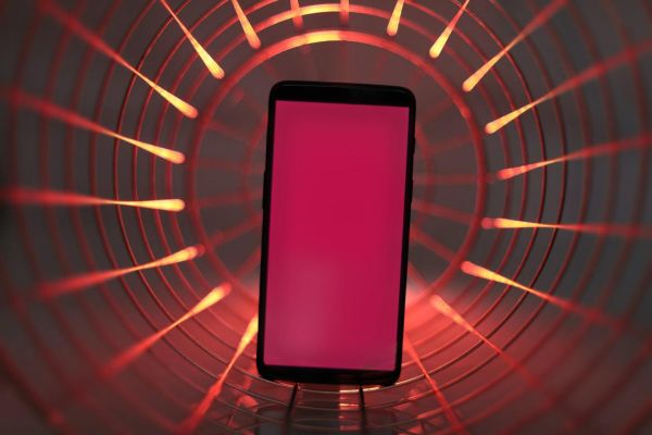 Canicule : pourquoi les smartphones encaissent mal la chaleur