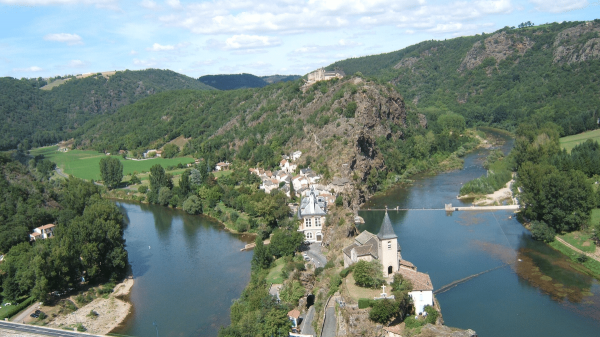 Dans le Tarn, ce site magique offre un panorama unique en Europe