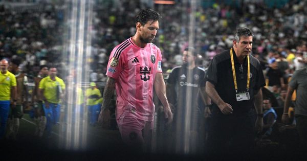 Lionel Messi retrouve le PSG, un club qui "ne l'a pas traité comme il le méritait”