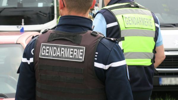 Un automobiliste tué en percutant une dépanneuse en intervention dans l'Oise