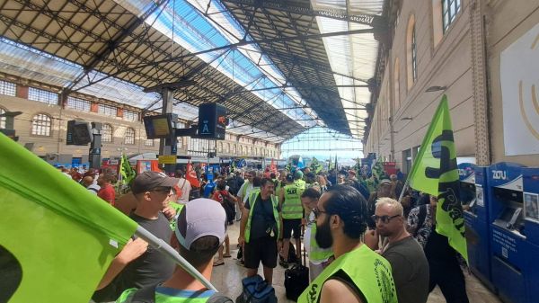 TER Marseille-Nice: les syndicats montent au créneau contre Transdev et épinglent déjà des retards