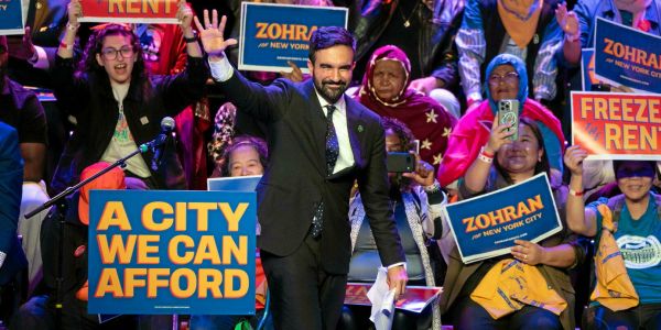 Mamdani à New York, Bezos à Venise : un monde fou, fou, fou...