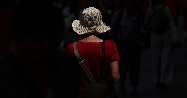 Canicule en France, Pride massive à Budapest, interdiction de fumer dans les parcs... L'actu de ce week-end des 28 et 29 juin