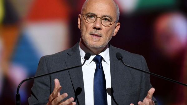 Arbitrage Tapie/Crédit Lyonnais : l'ex-patron d'Orange Stéphane Richard condamné à six mois de prison