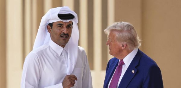 Comment l’émir du Qatar est devenu le partenaire privilégié de Donald Trump pour les médiations de crise