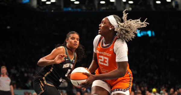 Aux États-Unis, les basketteuses africaines "imposent leur empreinte”