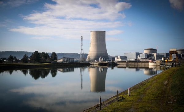 Nucléaire : près de 28°C dans la Garonne, la centrale de Golfech stoppe son activité