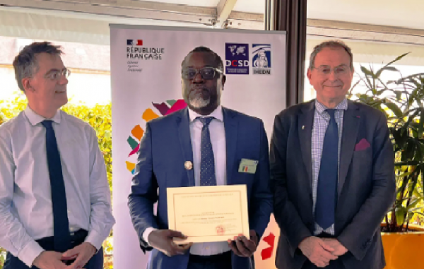 Mamadou Mouth Bane certifié par l'IHEDN à Paris : Une reconnaissance de l'expertise sénégalaise en sécurité