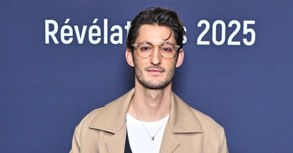 En 2008, Pierre Niney faisait sa première apparition sur une chaîne d'information locale
