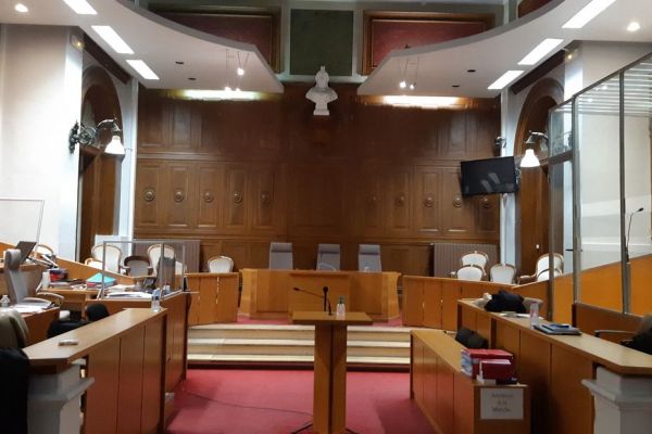 Double féminicide. "J'assume et je regrette" dit le meurtrier présumé accusé d'avoir égorgé sa femme et poignardé à mort sa belle-sœur