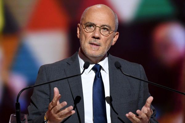 Affaire Tapie-Crédit Lyonnais : l'ancien patron d'Orange Stéphane Richard condamné à six mois de prison avec sursis et 15 000 euros d'amende