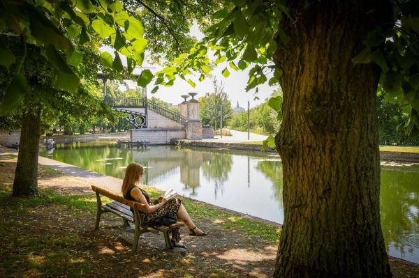 Canicule : seize départements placés en vigilance rouge mardi
