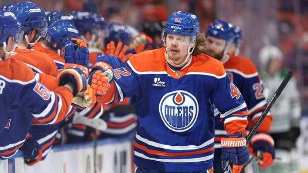 Les Oilers et Kapanen prolongent leur association