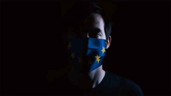 [Vidéo] La fabrication de la désinformation : la guerre de propagande financée par l'UE contre la liberté d'expression (MCC/ James Corbert Report)