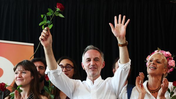 Emmanuel Grégoire désigné candidat du PS aux municipales 2026 à Paris, défaite pour Anne Hidalgo