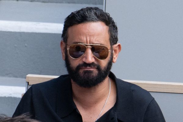 "Pas très à l'aise Baba", "il a fini par s'aplatir" : l'apparition de Cyril Hanouna dans une vidéo affole les fans
