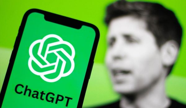 Bientôt des pubs sur ChatGPT ? Sam Altman ouvre la porte et évoque l’exemple d'Instagram