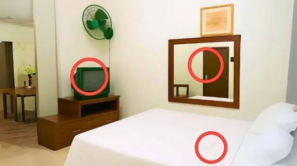 Si Vous Remarquez ces Trois Éléments dans une Chambre d'Hôtel, Partez Immédiatement.