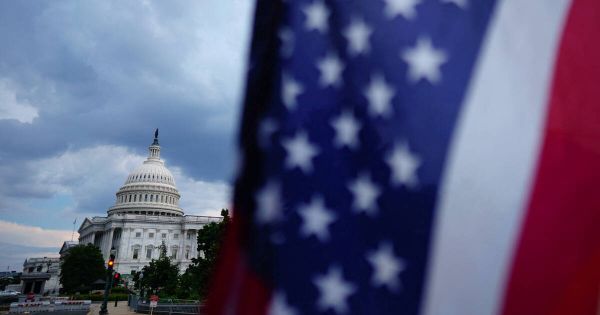 Impôts, coupes sociales, immigration : que contient la «grande et belle loi» budgétaire de Donald Trump ?