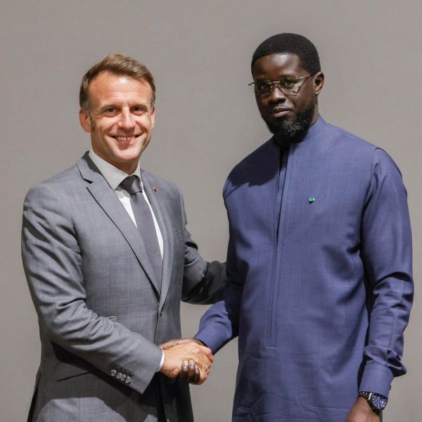 Le Pr Diomaye Faye révèle  : " J'ai échangé avec le Président Macron  sur la coopération entre le Sénégal et la France, ainsi que sur les enjeux régionaux et internationaux d'intérêt [...]