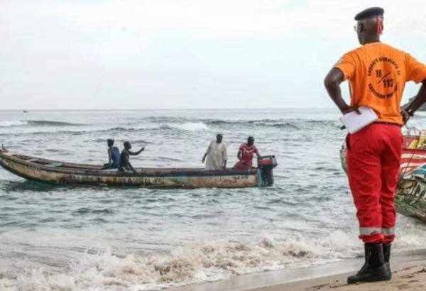CHAVIREMENT D'UNE PIROGUE À MBOUR : UN PÊCHEUR PORTÉ DISPARU, DEUX ENFANTS PARMI LES RESCAPÉS